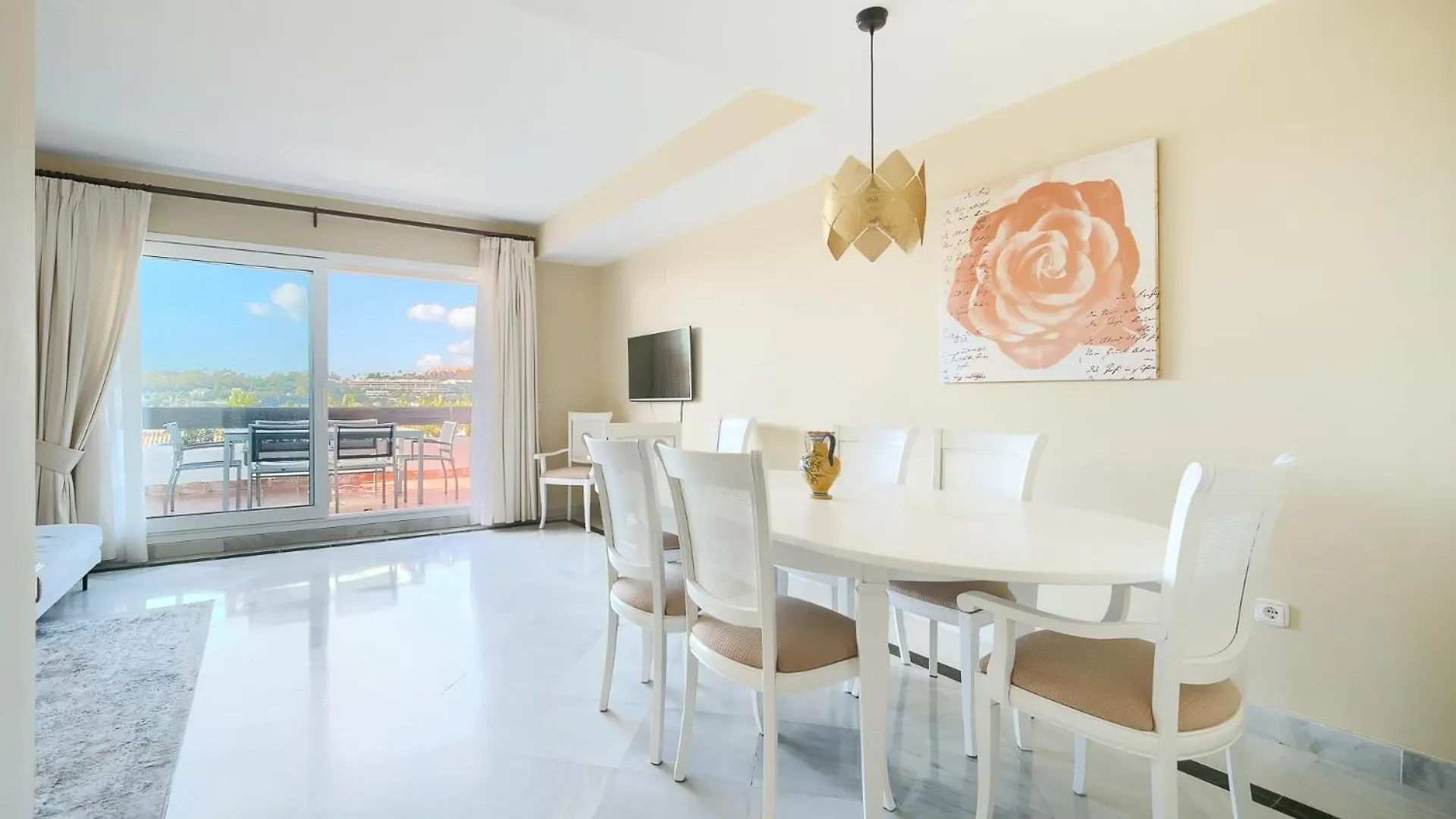 Cozy 3 Bed Duplex Apartment With Shared Swimming Pool In Nueva Andalucia Marbella
